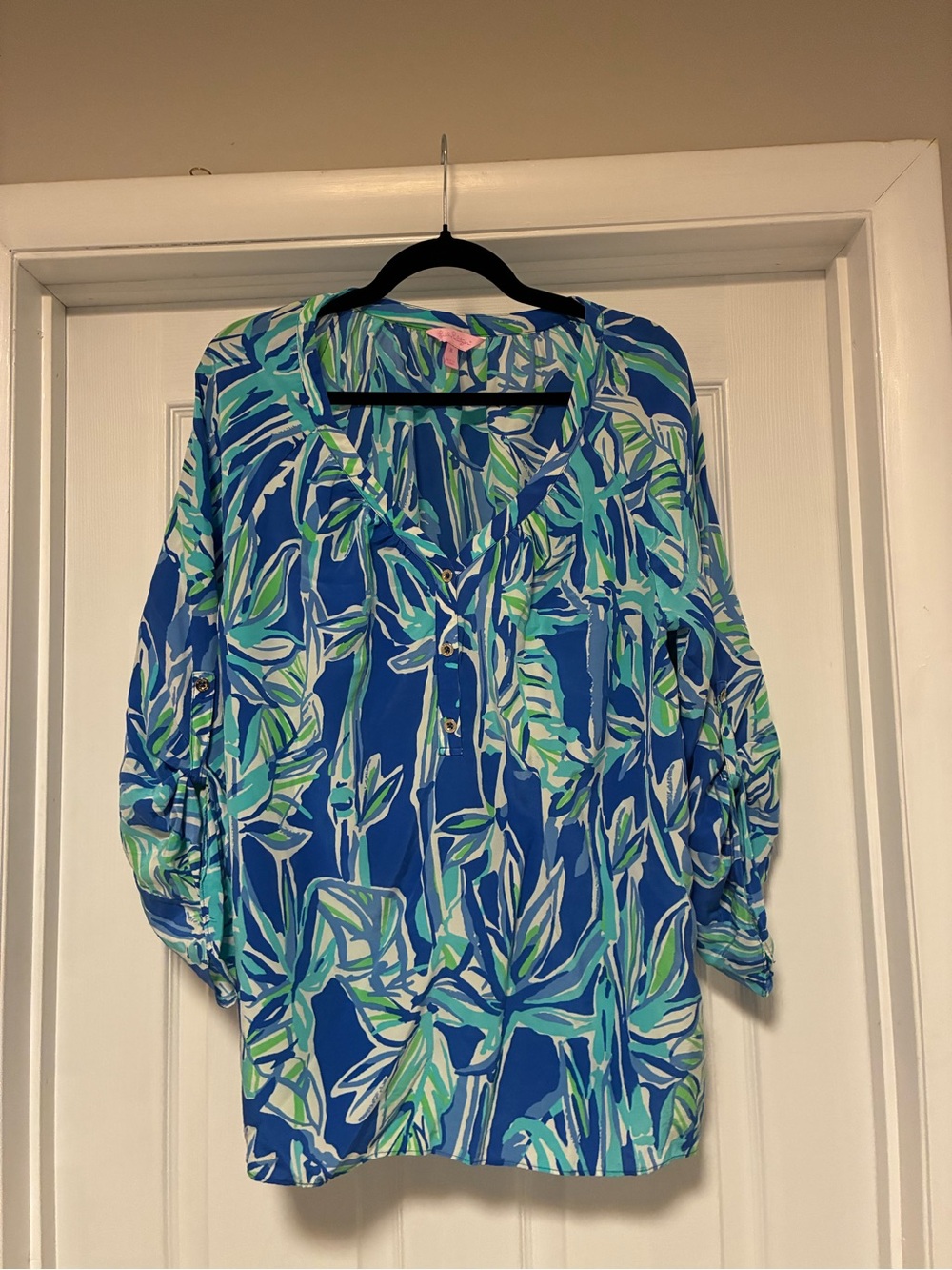 Lilly Pulitzer Blue Green Tropical Print Blouse